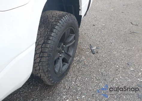 2022 Ram 1500 Big Horn 4X4 5'7 Box из США, поврежденный, VIN 1C6SRFFM1NN314155